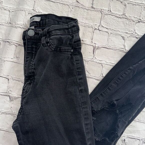 Refuge Black Skinny Jeans - Picture 2 of 6